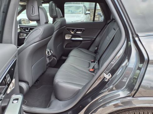 Certified 2025 Mercedes-Benz GLC 300 4MATIC image 12