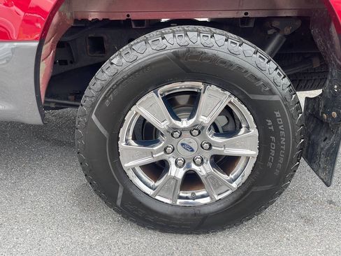 Used 2015 Ford F150 XLT w/ Equipment Group 302A Luxury AWD/4WD image 14