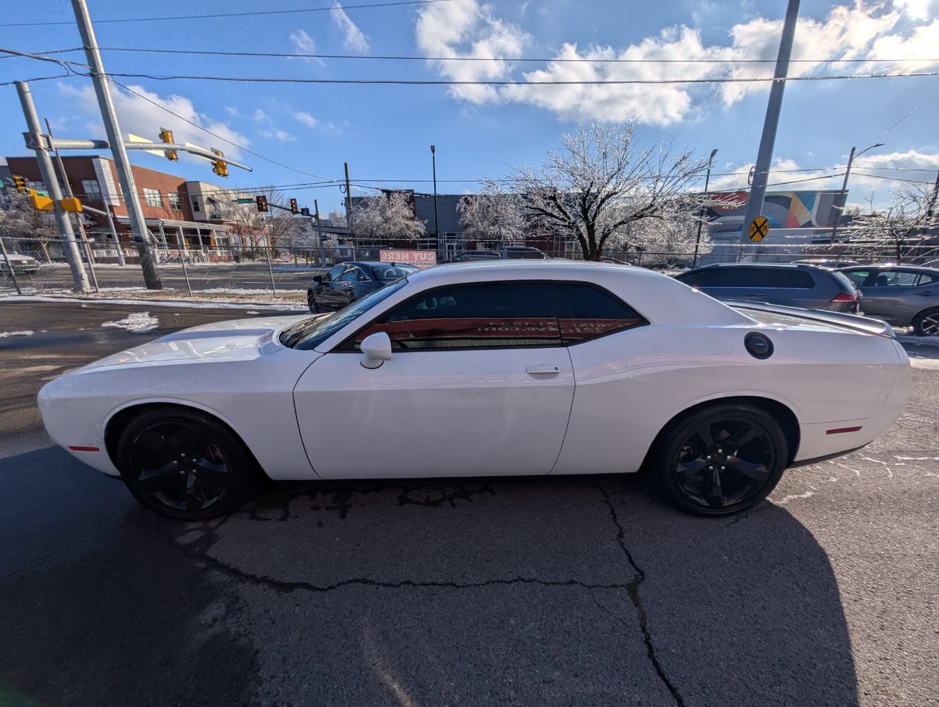 Used 2022 Dodge Challenger GT w/ Blacktop Package RWD image 9