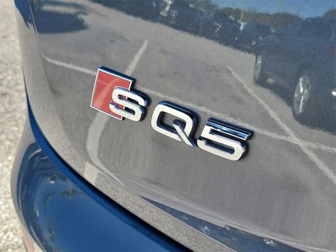 Certified 2023 Audi SQ5 Premium Plus w/ Premium Plus Package image 5