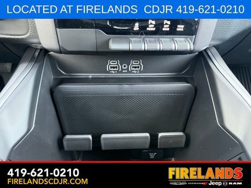 New 2026 RAM 1500 Big Horn w/ Night Edition AWD/4WD image 13