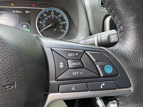 Used 2018 Nissan Leaf SL w/ SL Technology Package image 24