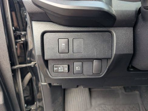 Used 2021 Toyota Tacoma 4x4 Double Cab image 31