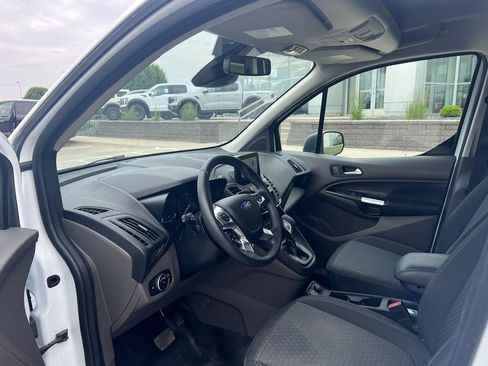 Used 2020 Ford Transit Connect XLT FWD image 9