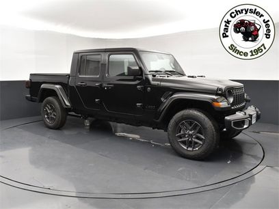 New 2025 Jeep Gladiator Sport