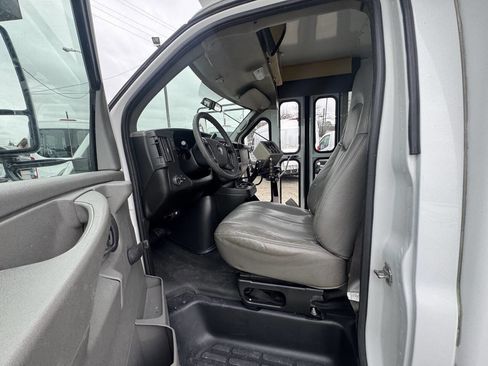 Used 2008 Chevrolet Express 3500 w/ School Bus Package image 15