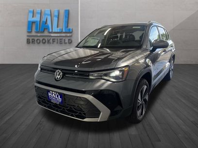 New 2025 Volkswagen Taos SE