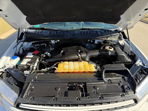 Used 2018 Ford F150 Lariat image 33