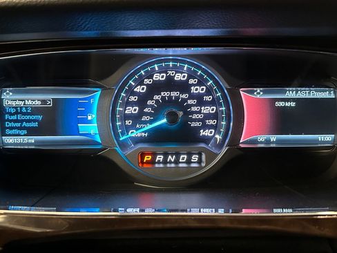 Used 2018 Ford Taurus Limited image 10