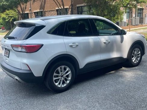Used 2020 Ford Escape SE FWD image 6