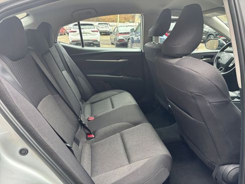 Used 2025 Toyota Camry LE image 38