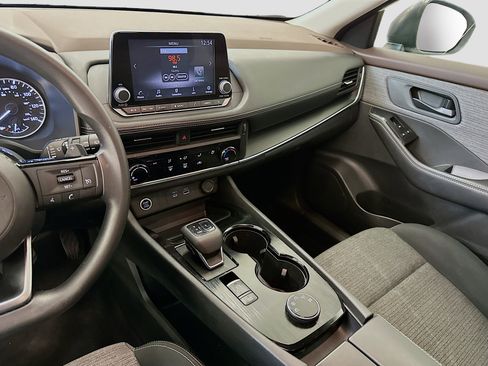 Used 2021 Nissan Rogue S image 25