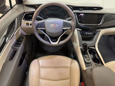 Used 2021 Cadillac XT6 Premium Luxury AWD/4WD image 27