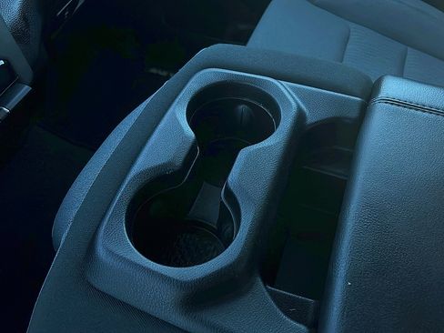 Used 2019 RAM 1500 Big Horn AWD/4WD image 14