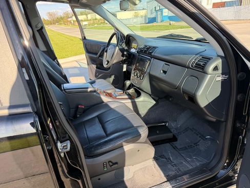 Used 2001 Mercedes-Benz ML 320 4MATIC image 24