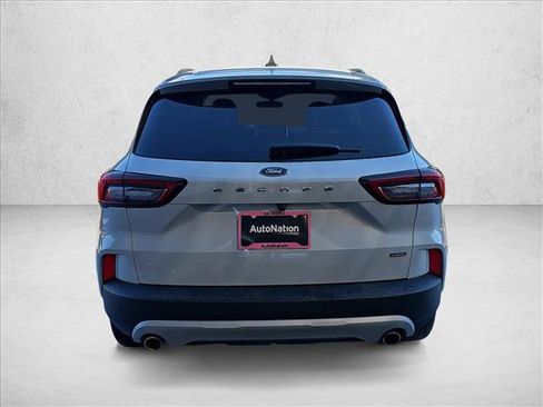 New 2026 Ford Escape SE image 4
