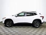 Used 2024 Chevrolet Trax LT image 5