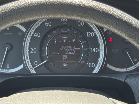 Used 2015 Honda Accord LX image 14