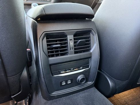 Used 2019 BMW 330i xDrive Sedan w/ Convenience Package image 25