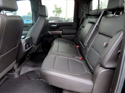 Used 2020 Chevrolet Silverado 2500 LTZ image 45