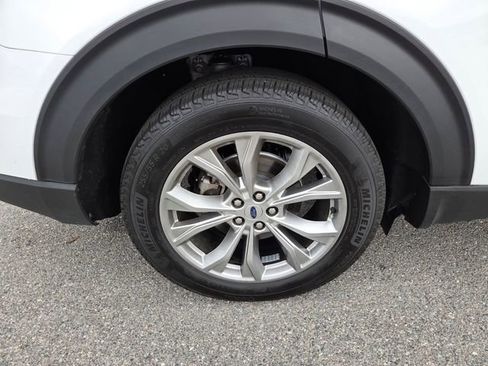 Used 2024 Ford Explorer Limited image 14