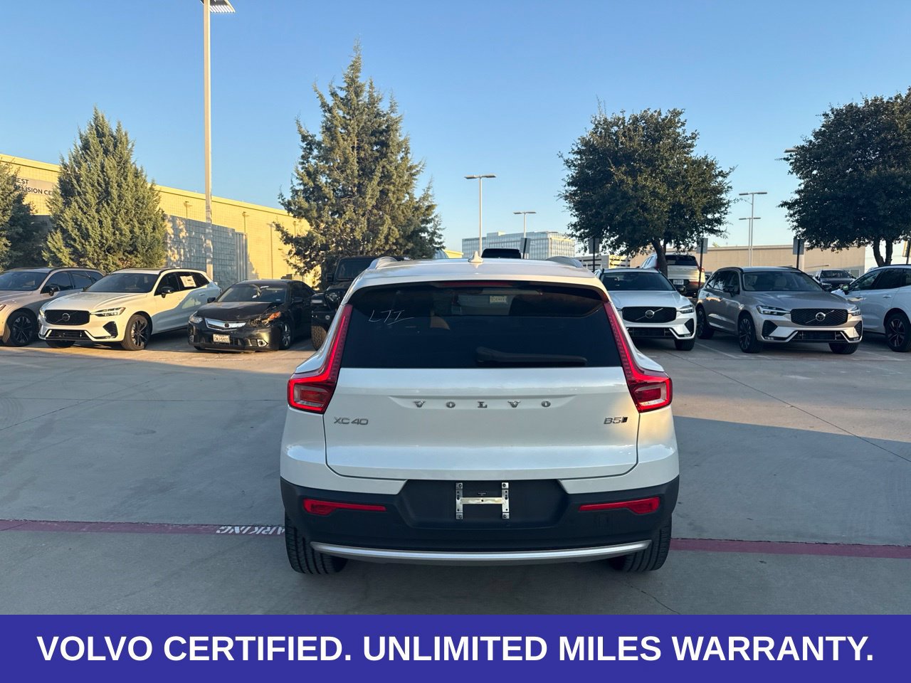 Certified 2024 Volvo XC40 B5 Ultimate w/ Protection Package Premier AWD/4WD image 18