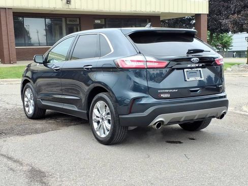 Used 2024 Ford Edge Titanium AWD/4WD image 3