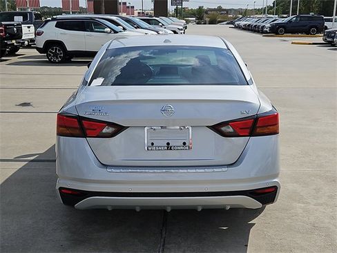 Used 2021 Nissan Altima 2.5 SV image 11