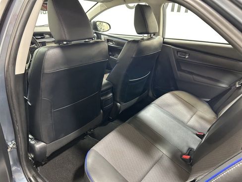 Used 2017 Toyota Corolla SE image 18