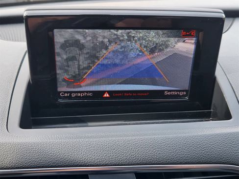 Used 2017 Audi Q3 2.0T Premium Plus w/ Premium Plus Package image 17