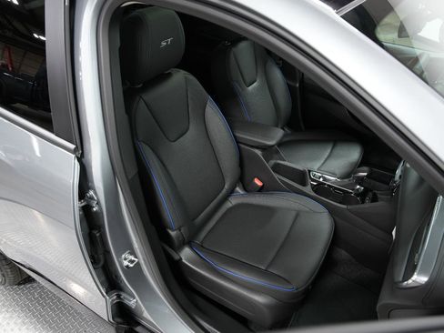 New 2026 Buick Encore GX Sport Touring w/ Comfort Package image 18