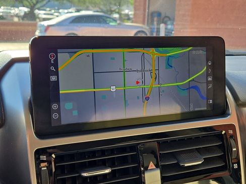 Used 2022 Lexus GX 460 Luxury w/ Off Road Package AWD/4WD image 19