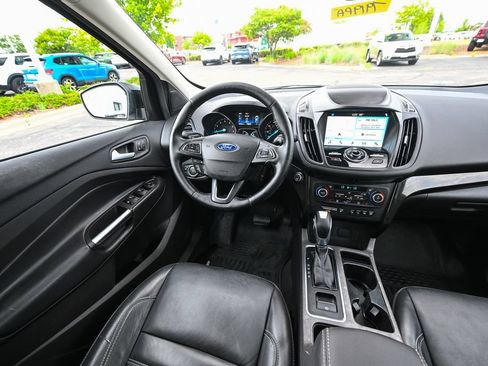 Used 2019 Ford Escape Titanium AWD/4WD image 32