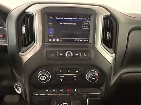 Used 2024 Chevrolet Silverado 1500 Custom w/ Dark Appearance Package AWD/4WD image 23