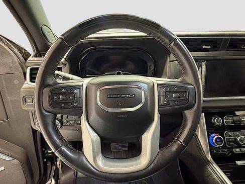 Used 2023 GMC Yukon XL Denali w/ Denali Reserve Package image 11