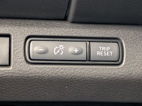 New 2026 Nissan Frontier SV w/ All-Weather Content Package AWD/4WD image 22