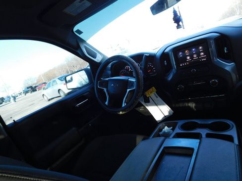 Used 2022 Chevrolet Silverado 1500 Custom Trail Boss w/ Safety Confidence Package image 3