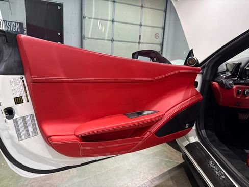 Used 2015 Ferrari 458 Spider RWD image 21
