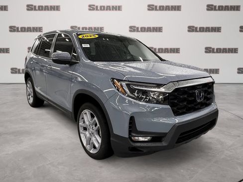 Used 2025 Honda Passport EX-L image 7