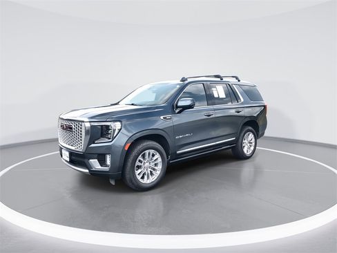 Used 2021 GMC Yukon Denali w/ Denali Premium Package image 4