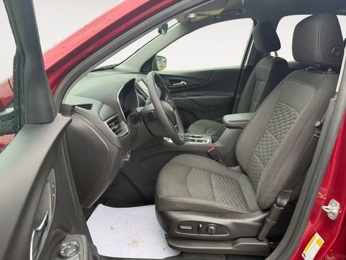 Used 2021 Chevrolet Equinox LT image 13