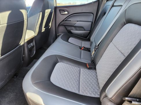 Used 2016 Chevrolet Colorado Z71 image 27