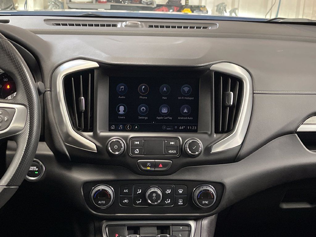Used 2024 GMC Terrain SLE w/ Driver Convenience Package AWD/4WD image 19