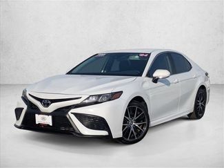 Used 2024 Toyota Camry SE video 1