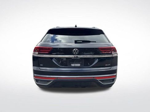 Used 2022 Volkswagen Atlas Cross Sport SE image 12