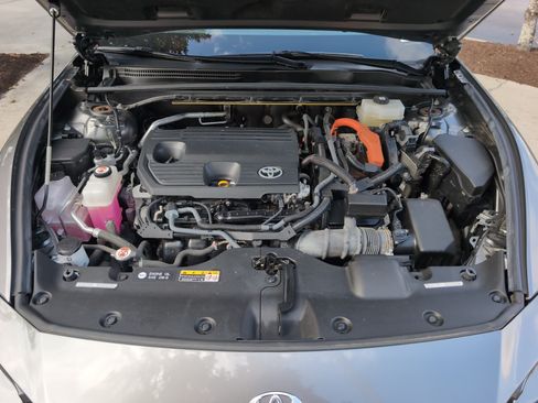 Certified 2024 Toyota Crown AWD/4WD image 33