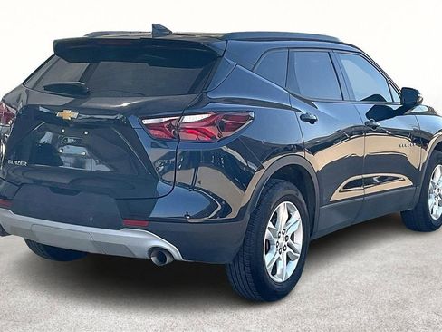 Used 2021 Chevrolet Blazer LT image 2