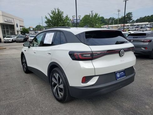 Certified 2025 Volkswagen ID.4 Pro RWD image 6