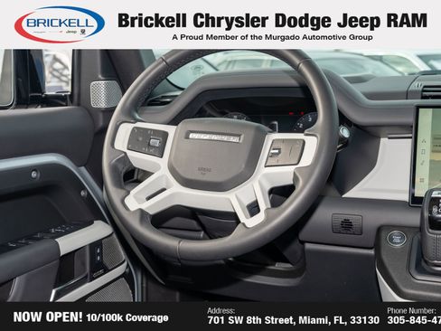 Used 2023 Land Rover Defender 130 SE image 21