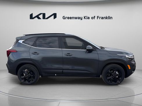 New 2026 Kia Seltos EX image 8